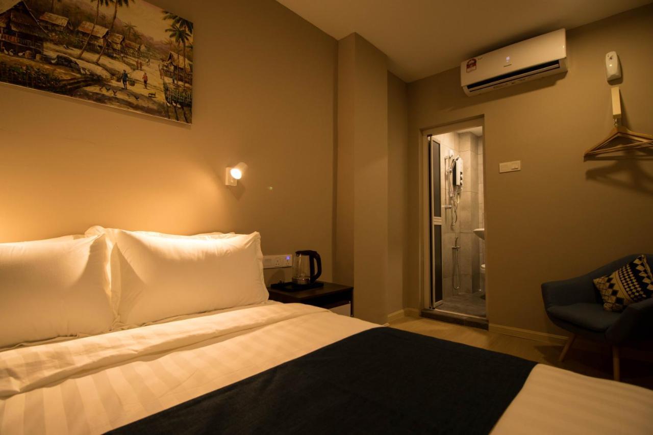 קואלה לומפור Hexa Hotel & Backpackers Capsules Bukit Bintang מראה חיצוני תמונה