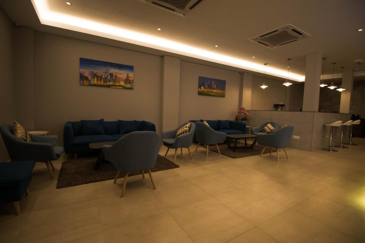 קואלה לומפור Hexa Hotel & Backpackers Capsules Bukit Bintang מראה חיצוני תמונה
